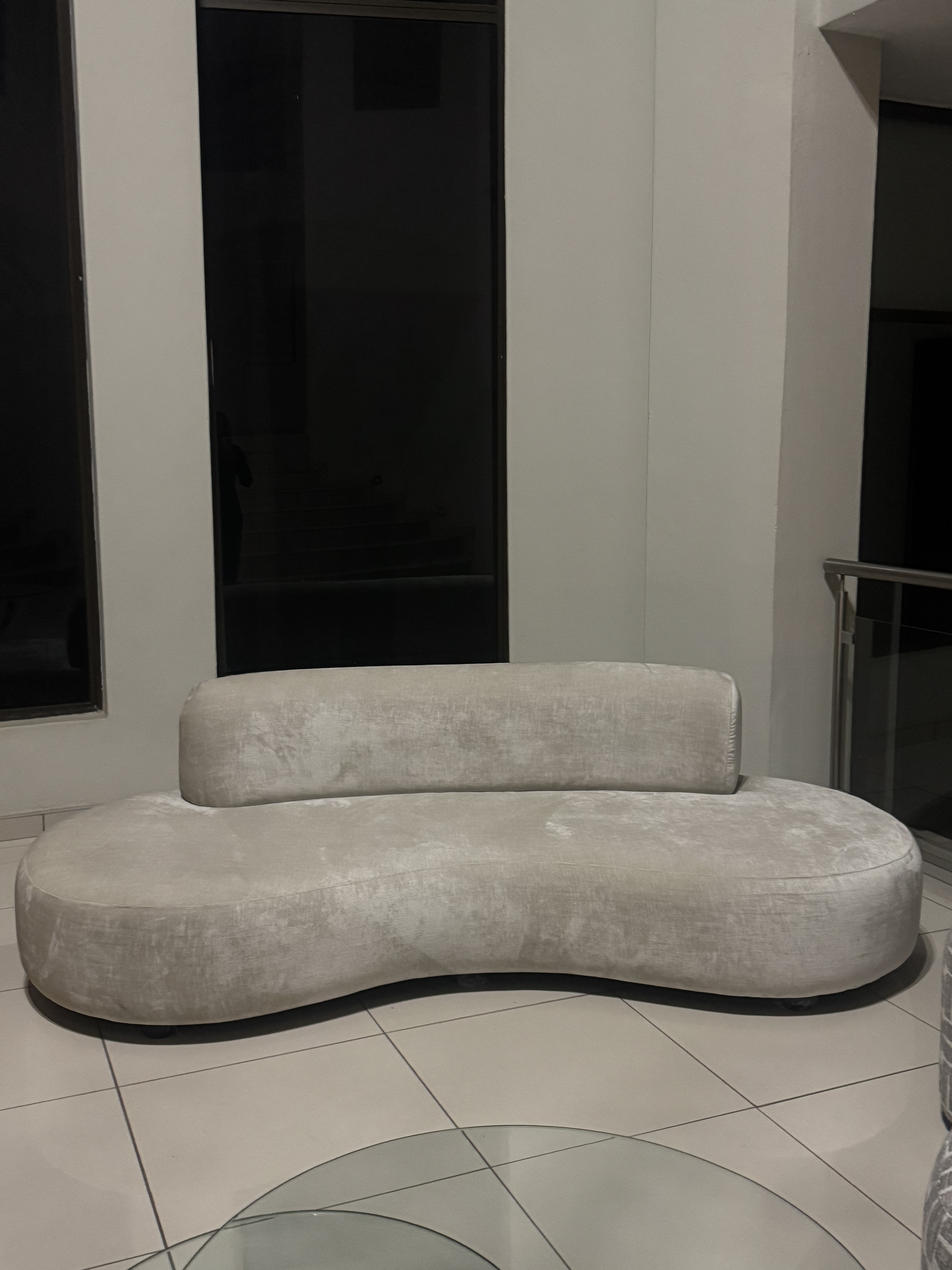 The Modern Muse – Living area with minimal furnishings